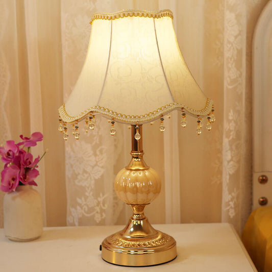 Traditional Vintage Fabric Floral Glass Hardware Plating 1-Light Table Lamp for Bedroom