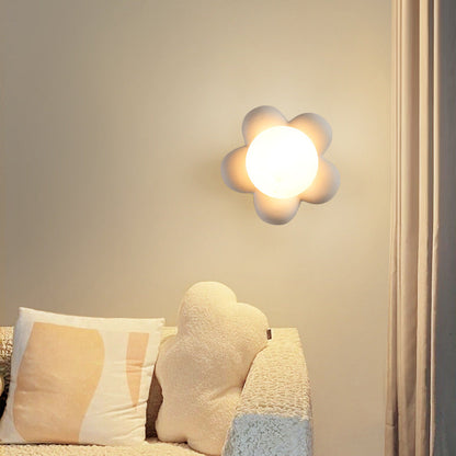 Nordic Creative Flower Shaped Ceramic Wood 1-Light Wall Sconce Lamp