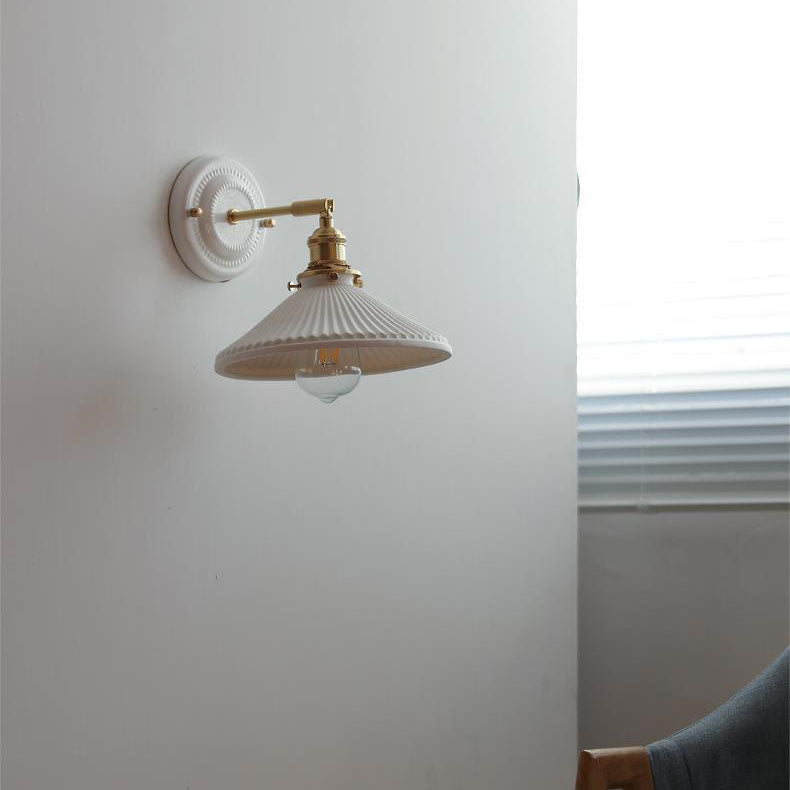 Traditional Vintage Round Ceramic Brass 1-Light Wall Sconce Lamp for Living Room