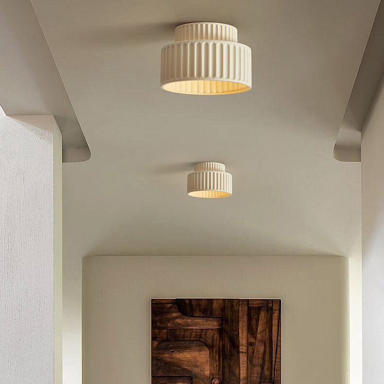 Contemporary Nordic Cream Style Hand Sculpted Stripes Resin Round 1-Light Flush Mount Ceiling Light For Entryway
