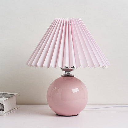Nordic Minimalist Ceramic Pleated 1-Light Table Lamp