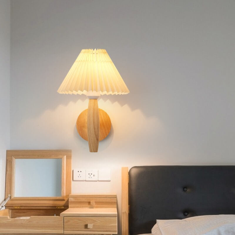 Vintage Wooden Pleated Umbrella Shade 1-Light Wall Sconce Lamp