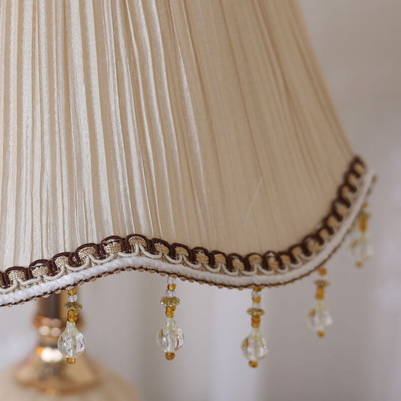 Traditional Vintage Fabric Floral Glass Hardware Plating 1-Light Table Lamp for Bedroom