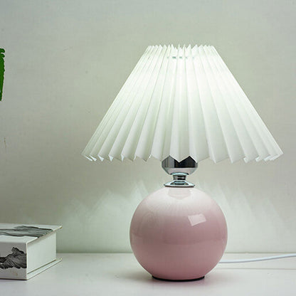 Nordic Minimalist Ceramic Pleated 1-Light Table Lamp