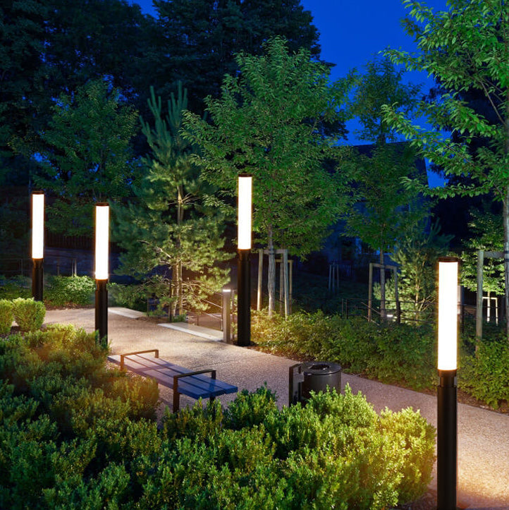 Modern Minimalist Acrylic Aluminum Hardware Lipstick Design LED Outdoor Lawn Floor Lamp For Outdoor