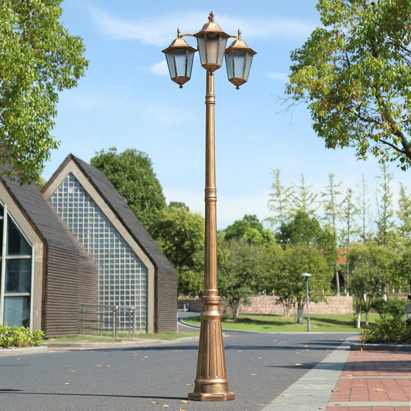 Traditional European Waterproof Aluminum Glass Lantern-Style 2/3-Light Outdoor Light Landscape Lighting For Garden & Outdoor Patio