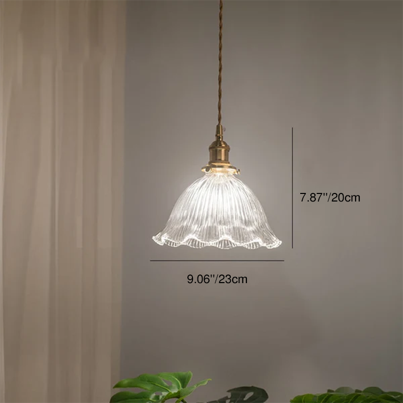 Traditional Vintage Clear Glass Flower Shape Brass 1-Light Pendant Light For Living Room