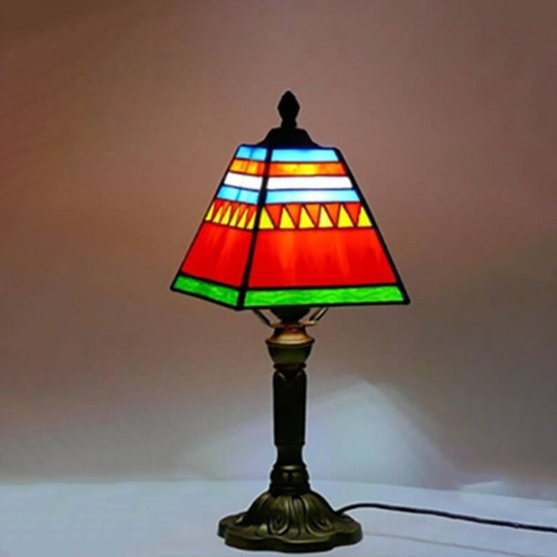 Traditional Tiffany Square Stained Glass Iron 1-Light Table Lamp For Bedroom